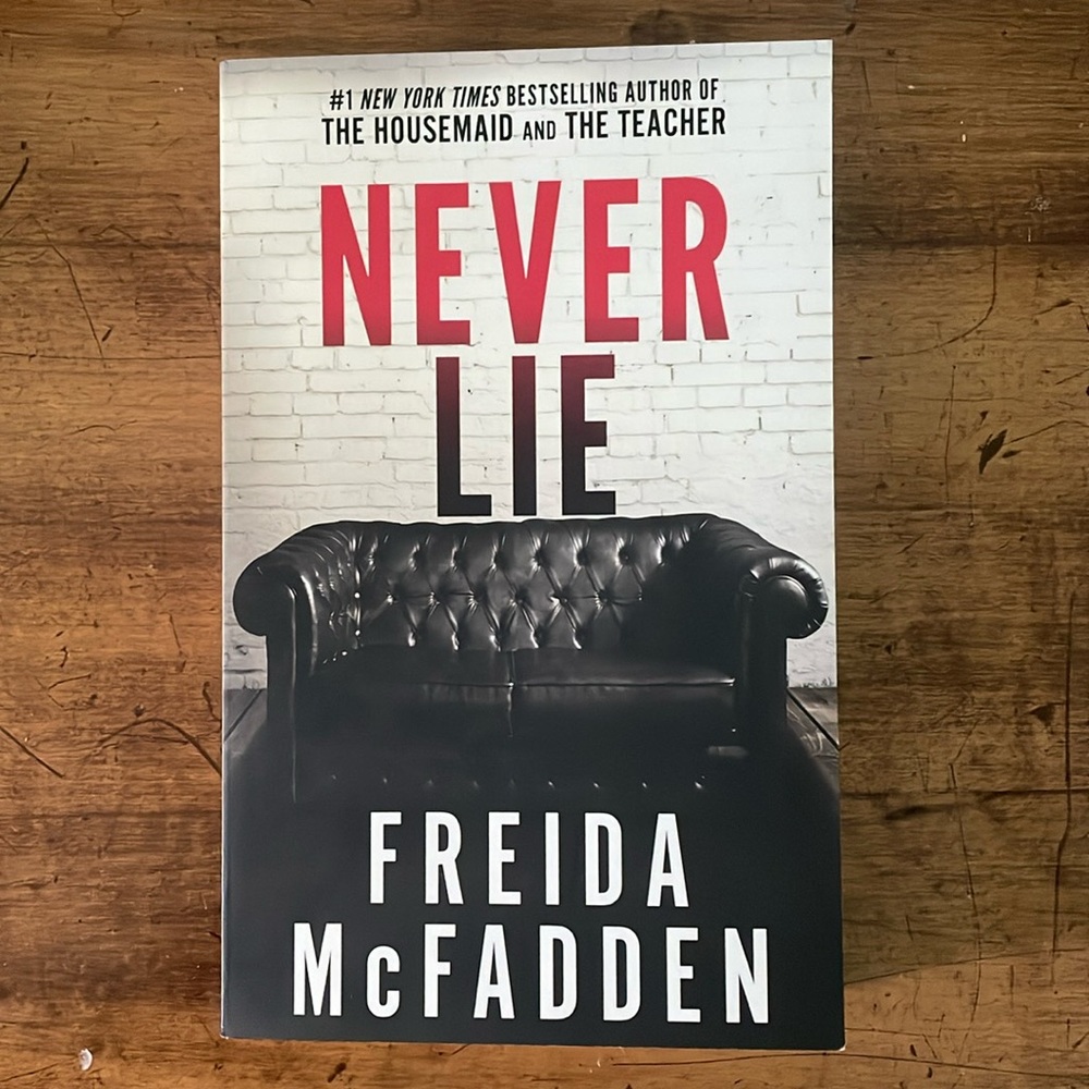 Never Lie novel by Freida McFadden